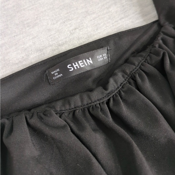 🍭 3/$10 For Bundle Only: Shein Ruched Bust Crop Top - Picture 6 of 8